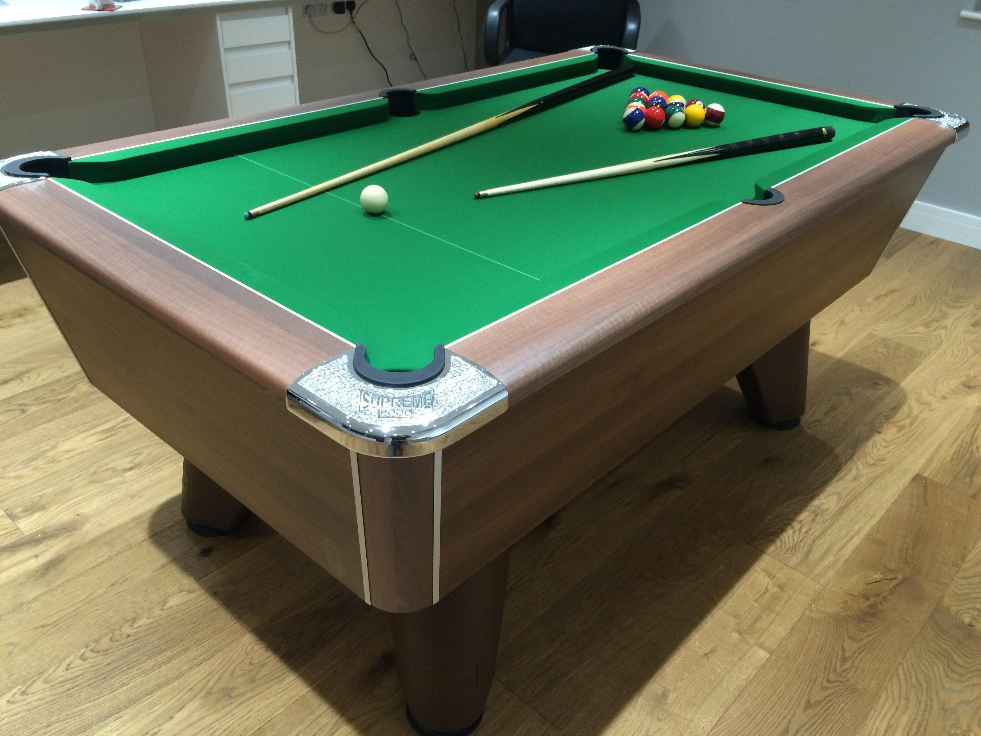 Supreme Winner Pool Table in walnut finish