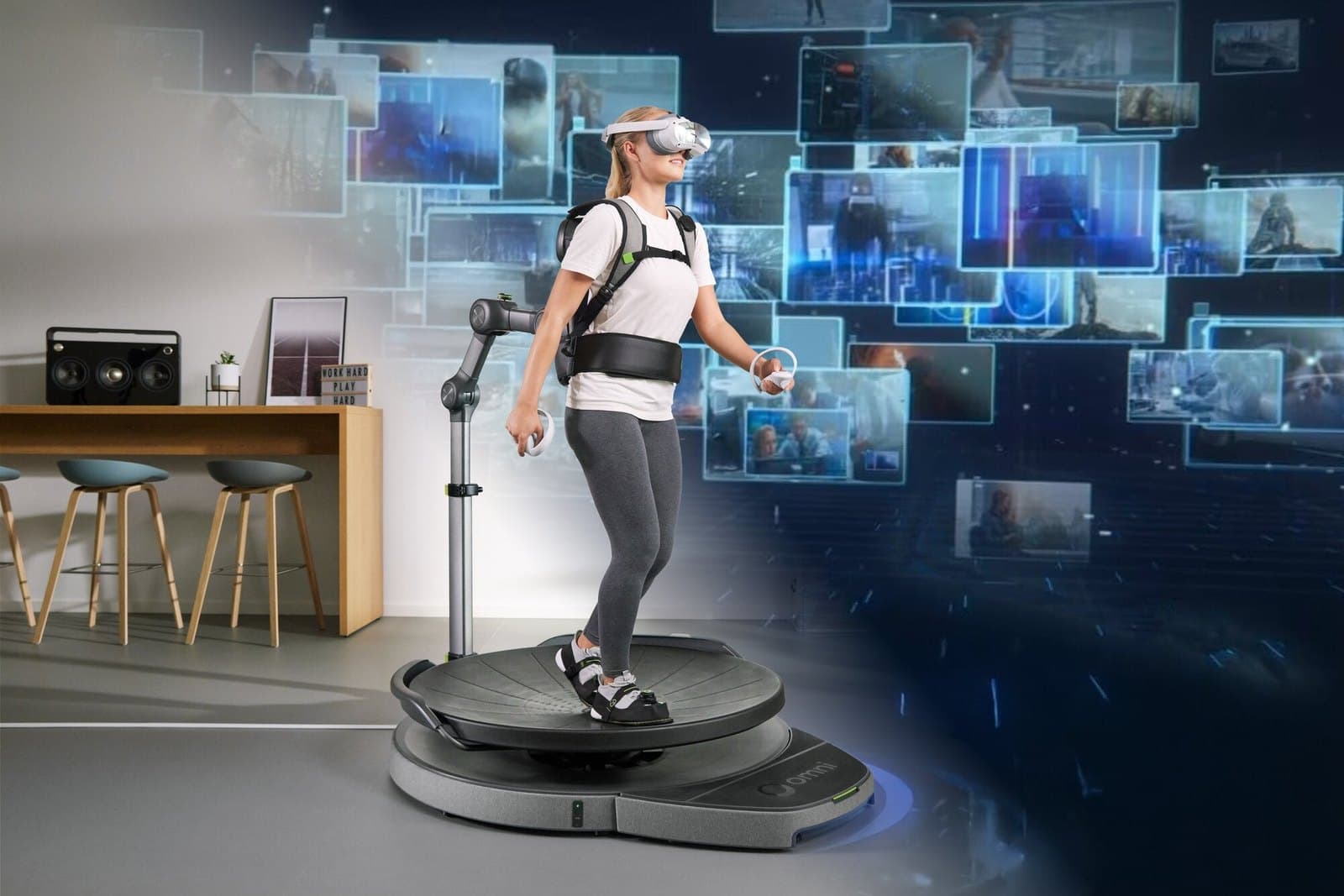 Single omnidirectional VR treadmill station
